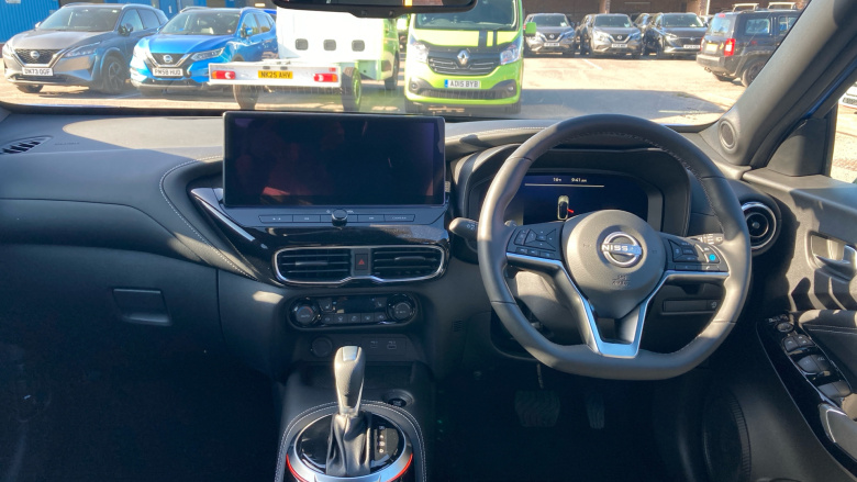 Nissan Juke 1.0 DiG-T Tekna 5dr DCT Petrol Hatchback